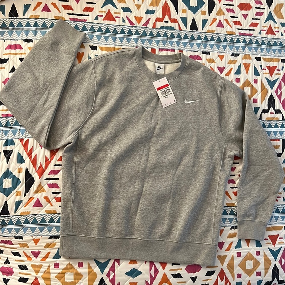!SOLD! Nike mens crew neck sweater! LARGE! - Picture 4 of 7